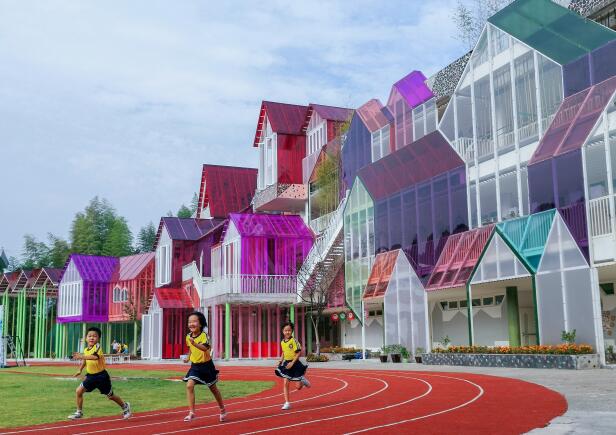 向日葵视频官网板搭建的“中國最美的鄉村小學”