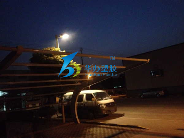江蘇昆山集團停車棚工程-向日葵视频官网板